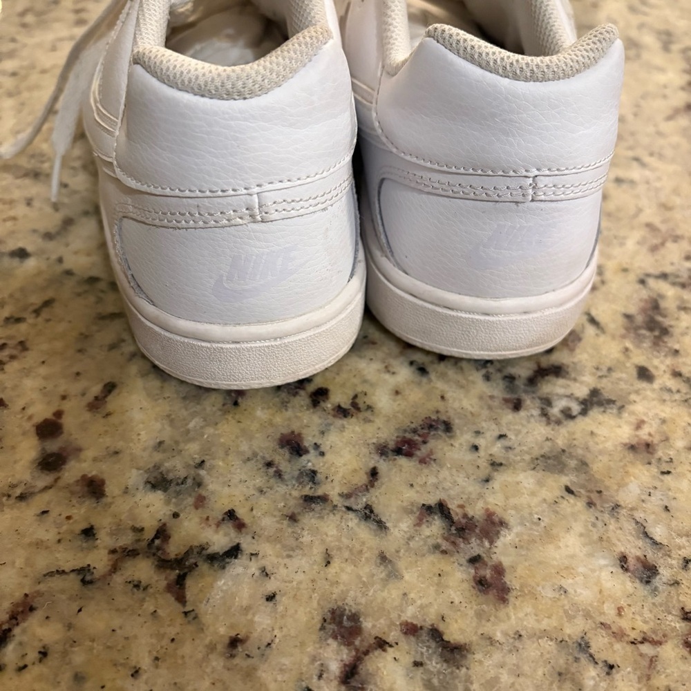 Nike Son of Force Air Force 1 White Youth Size 7 - Picture 9 of 13